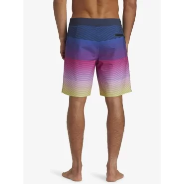 Quiksilver SURFSILK MASSIVE 18